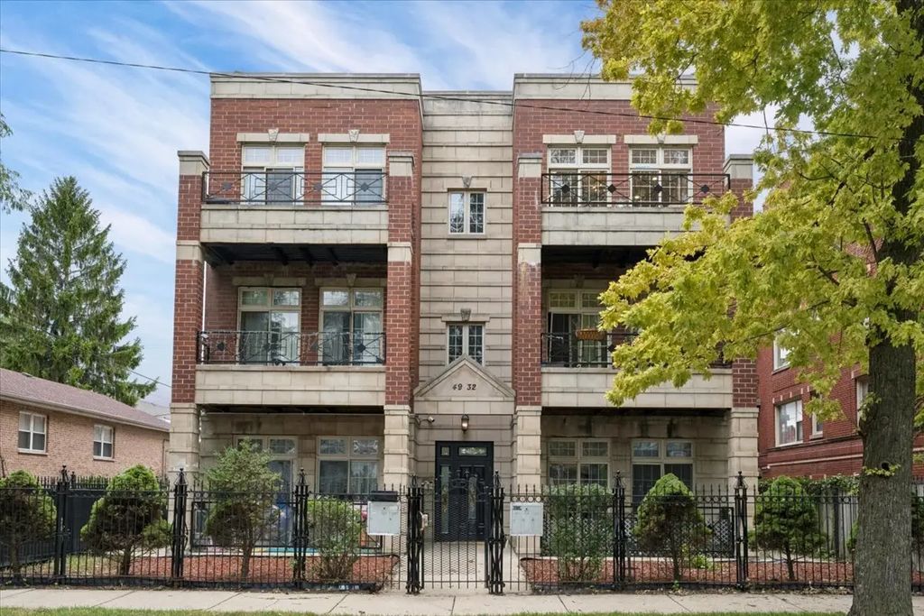 4932 N Harding Avenue 3n, Chicago