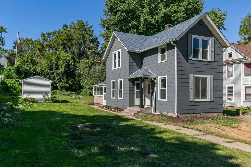 1312 Esplanade Avenue, Davenport