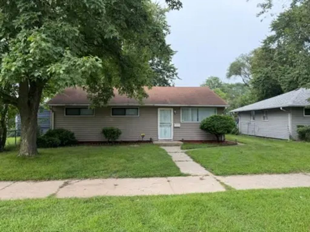 14631 Lincoln Avenue, Dolton