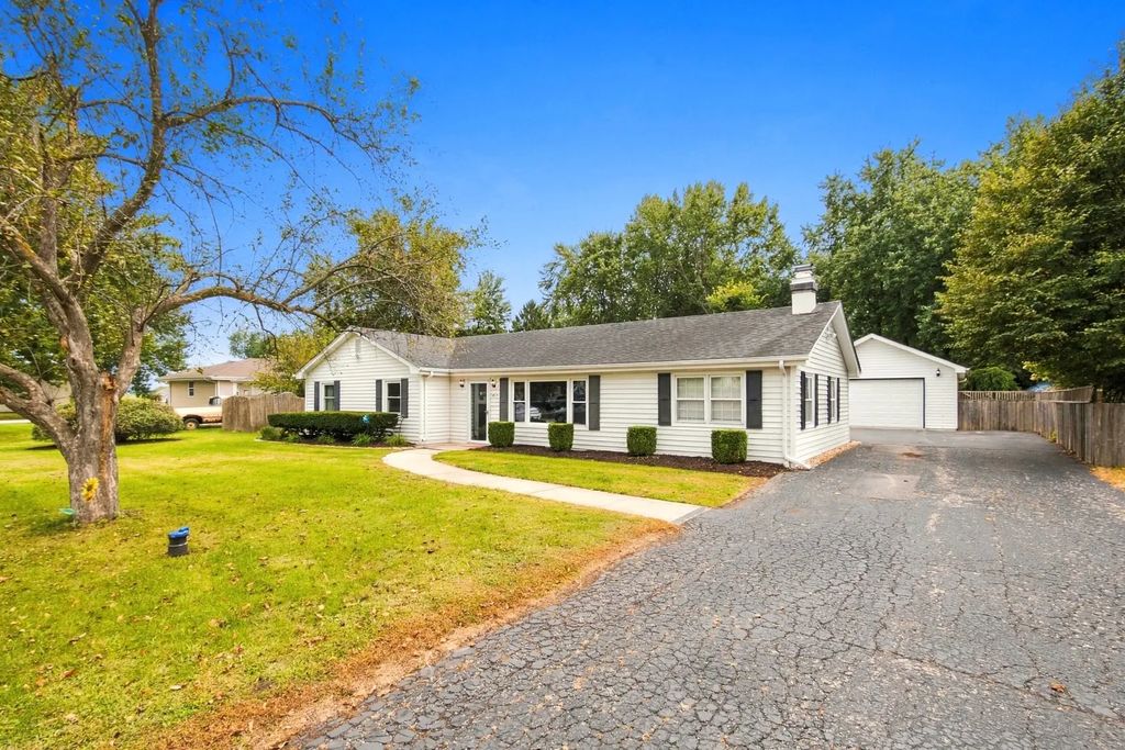 4810 Frank Drive, Shorewood