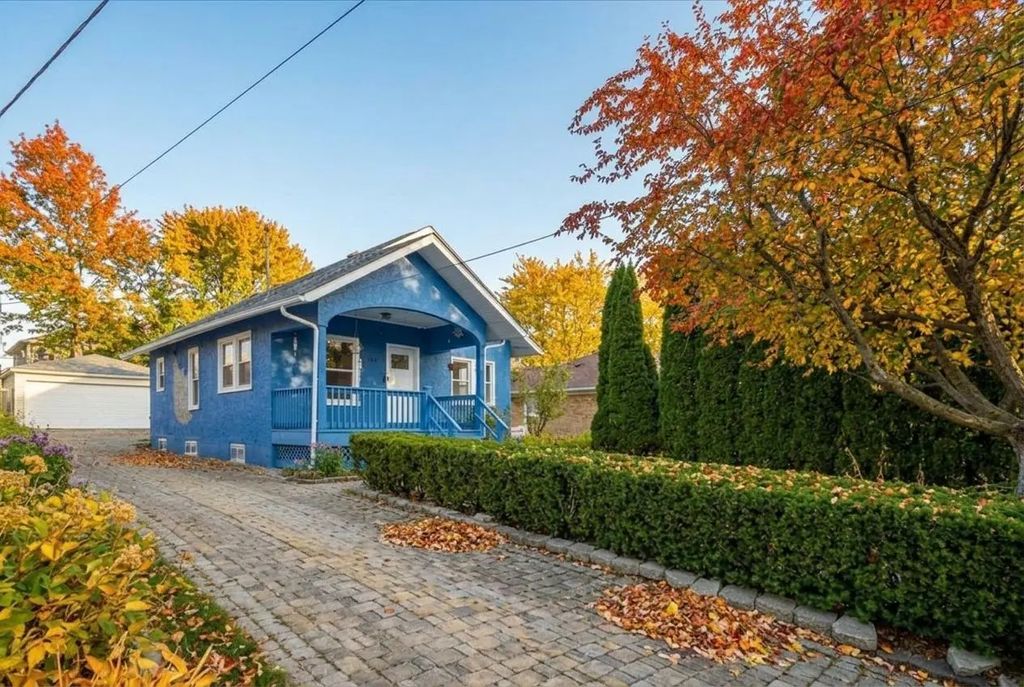 247 Highwood Avenue, Highwood