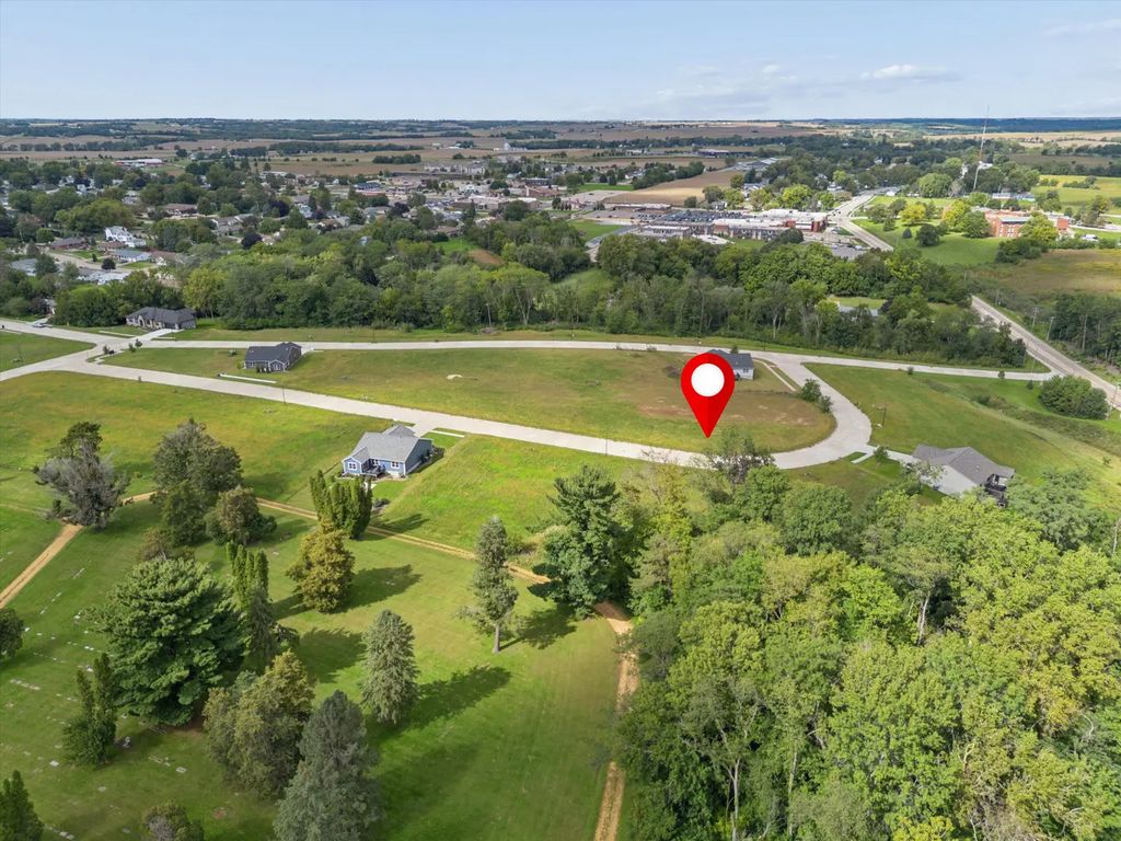 912 Riverstone Road, Clinton