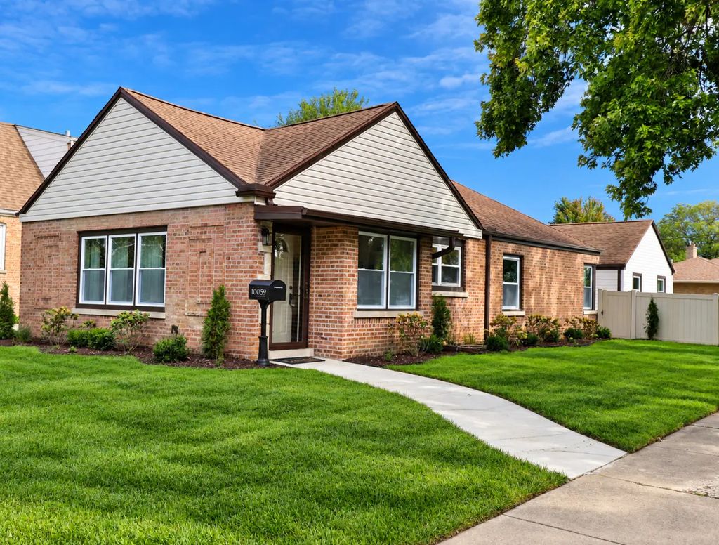 10059 S Spaulding Avenue, Evergreen Park