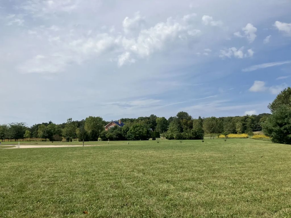 3008 N Brickhouses Road, Urbana