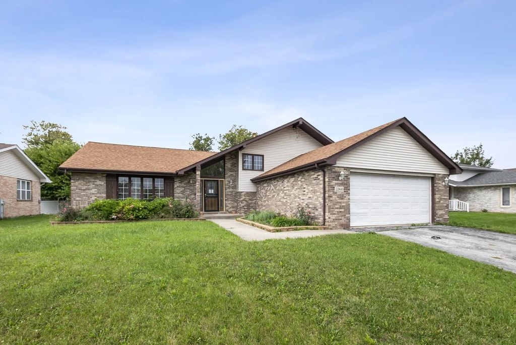 22840 Lawndale Avenue, Richton Park