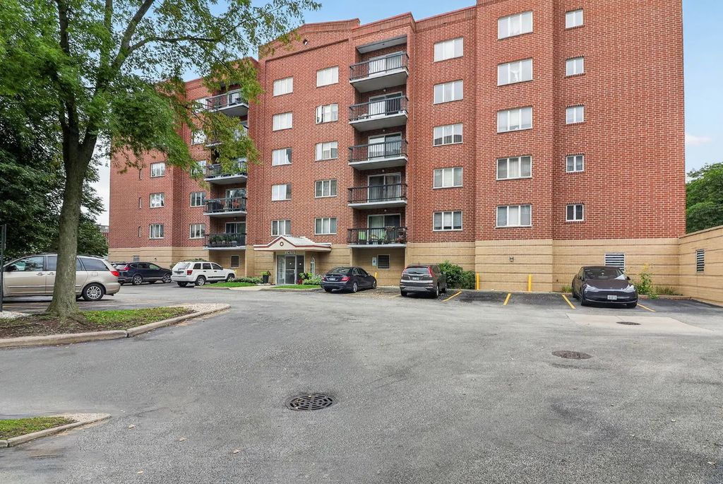 1470 Jefferson Street 308, Des Plaines