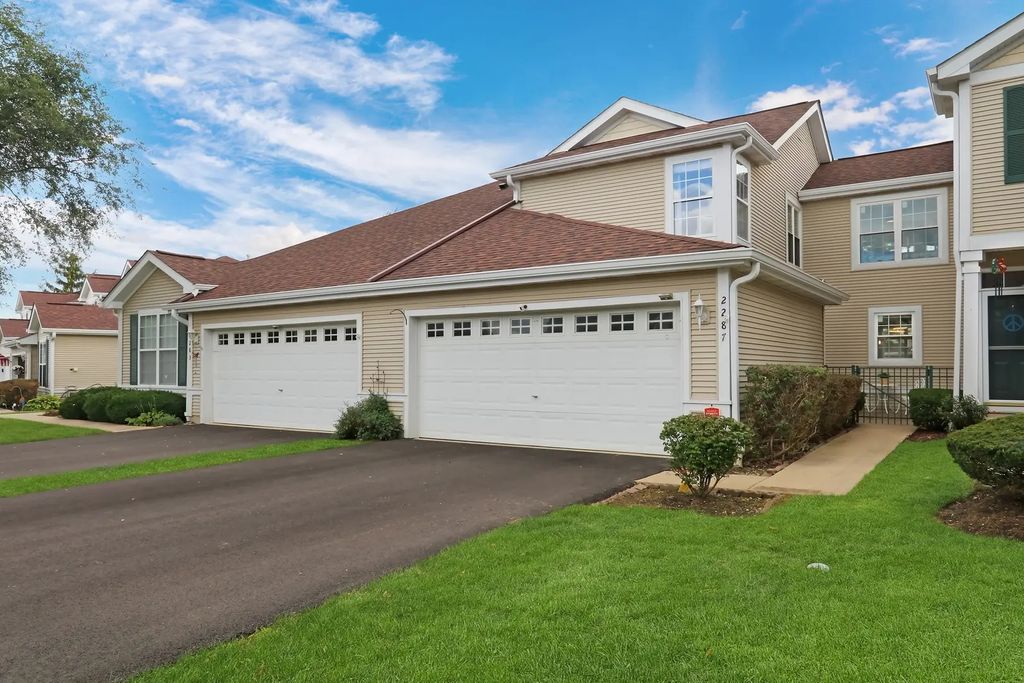 2287 W Bentley Lane, Round Lake