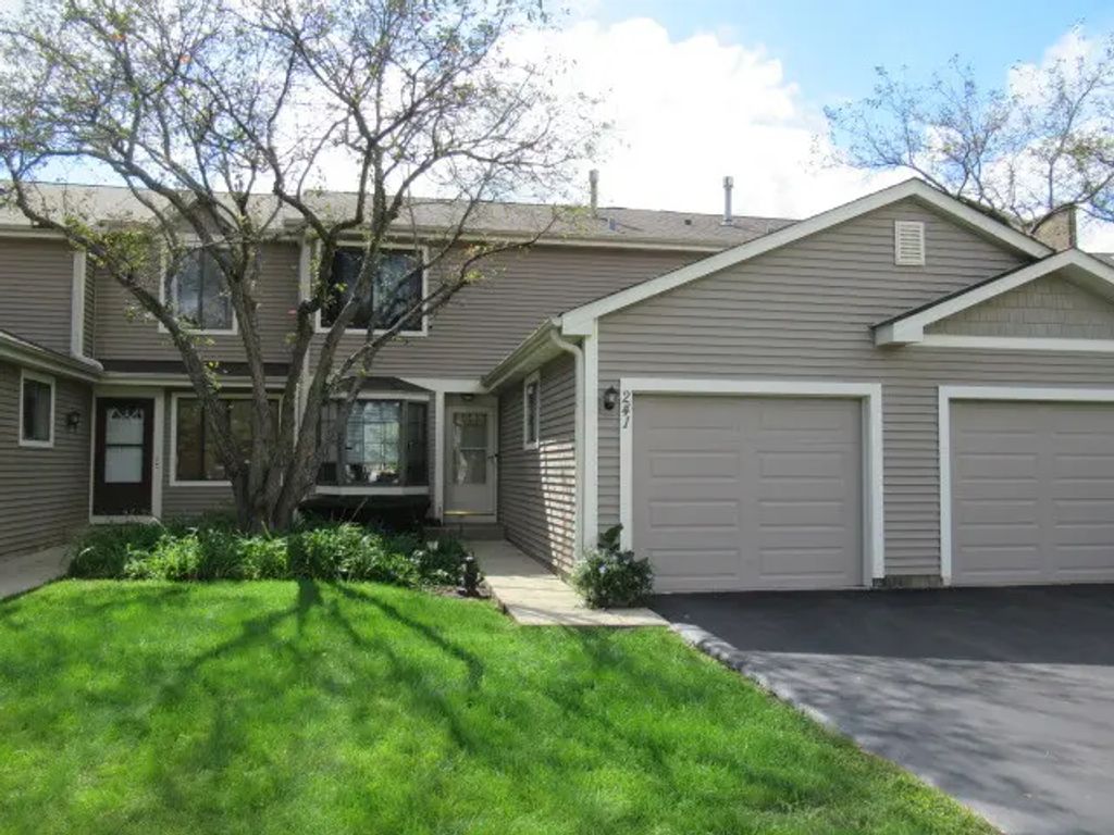 241 E Forest Knoll Drive, Palatine