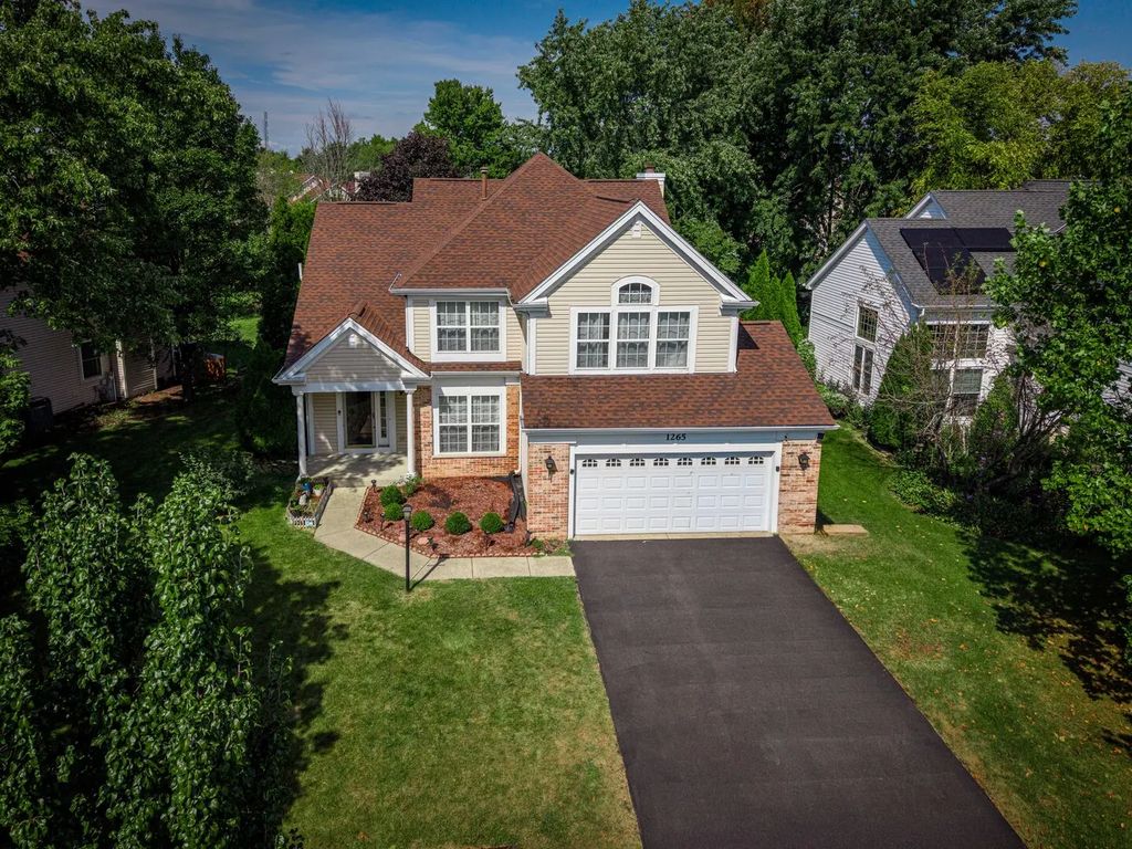 1265 Dunbarton Drive, Aurora