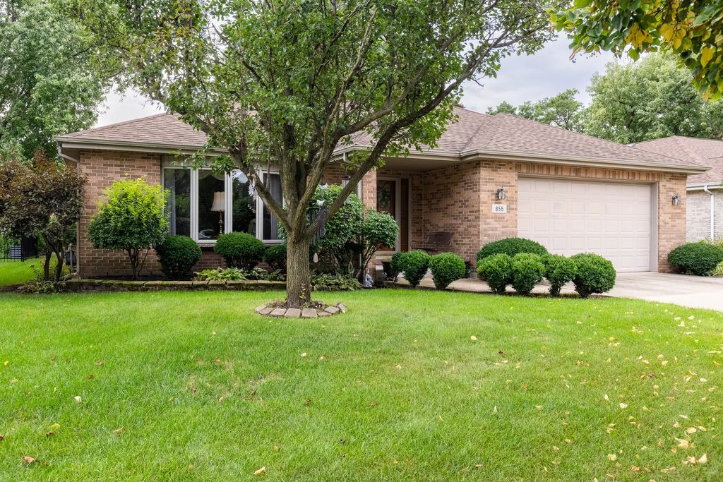 855 63rd Street, La Grange Highlands