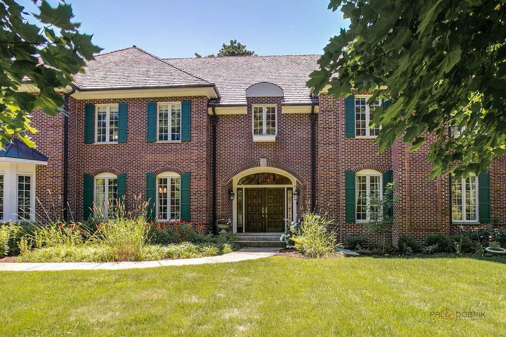 610 S Ridge Road, Lake Forest