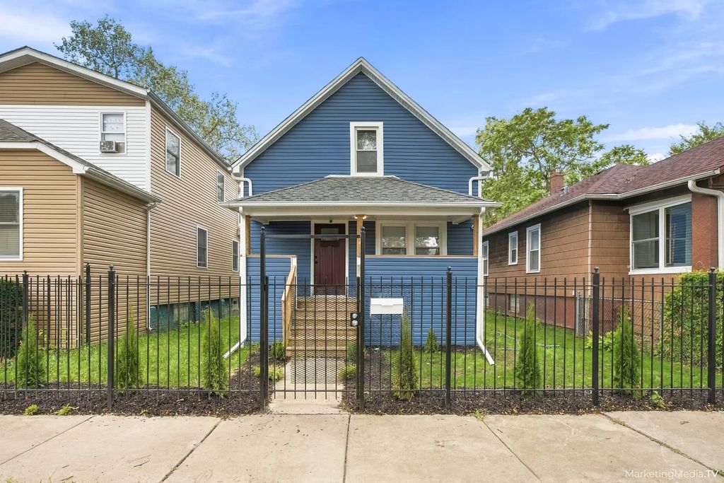 11549 S Church Street, Chicago