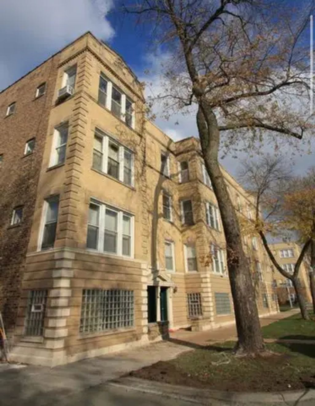 3238 W Berteau Avenue 2e, Chicago