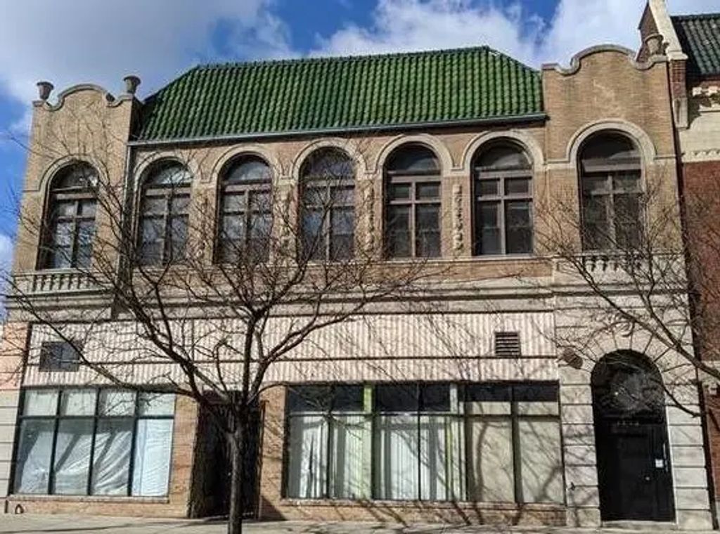 4942 N Sheridan Road 7, Chicago
