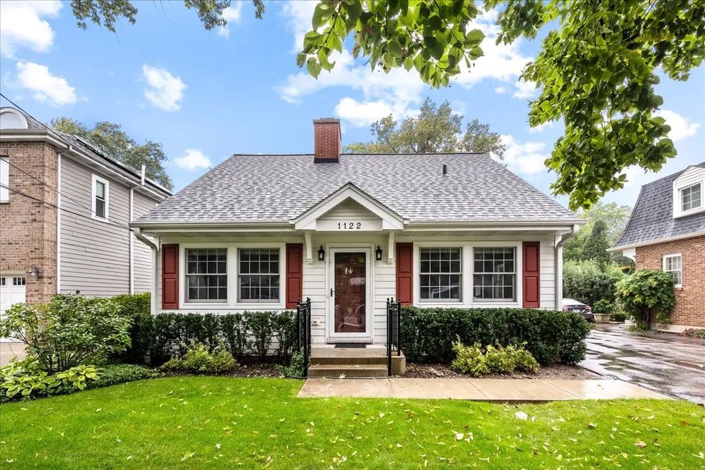 1122 Osterman Avenue, Deerfield