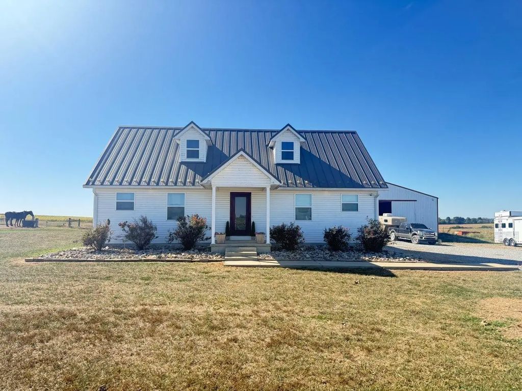 64 County Rd 150 N Road, Belle Rive