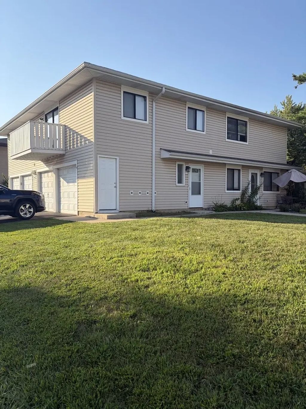 29w603 Winchester Circle N 4, Warrenville