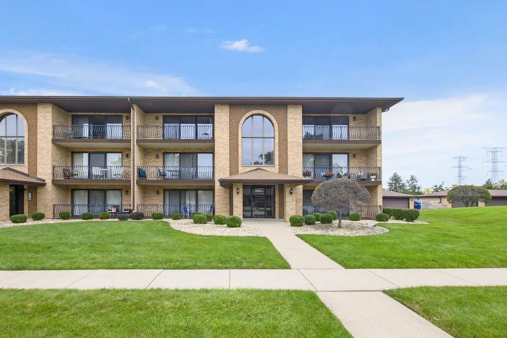8300 160th Place 2e, Tinley Park