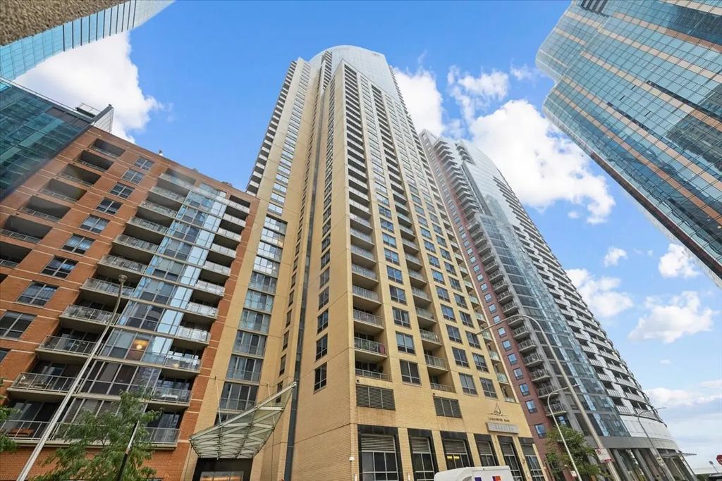 420 E Waterside Drive 3002, Chicago