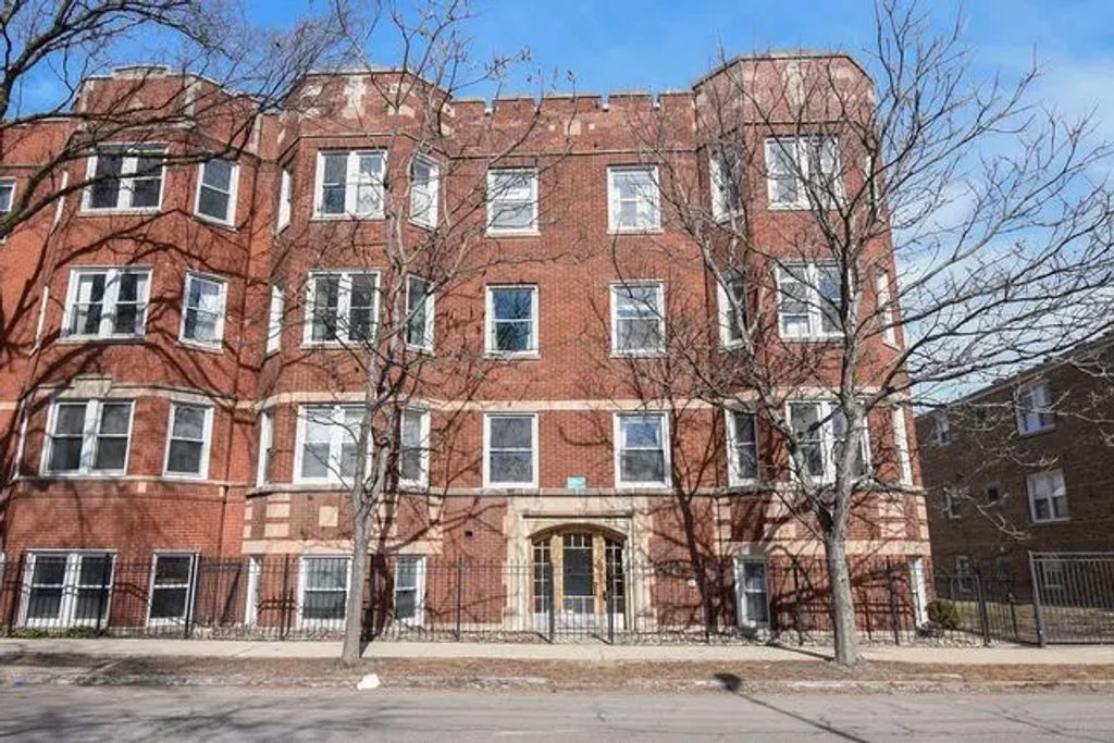 1730 W Foster Avenue 1, Chicago