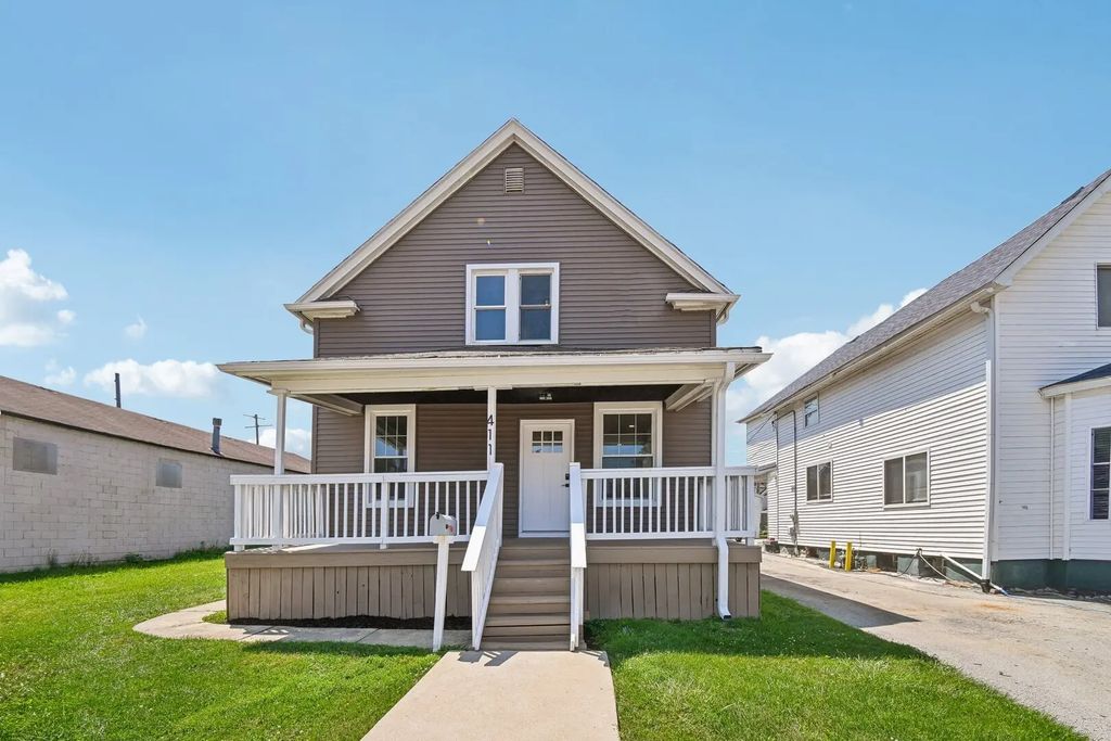 411 Leach Avenue, Joliet