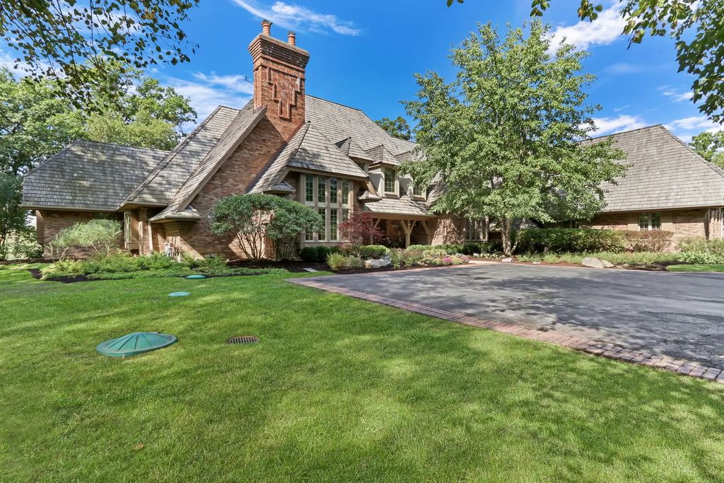 15423 W Little Saint Marys Road, Mettawa