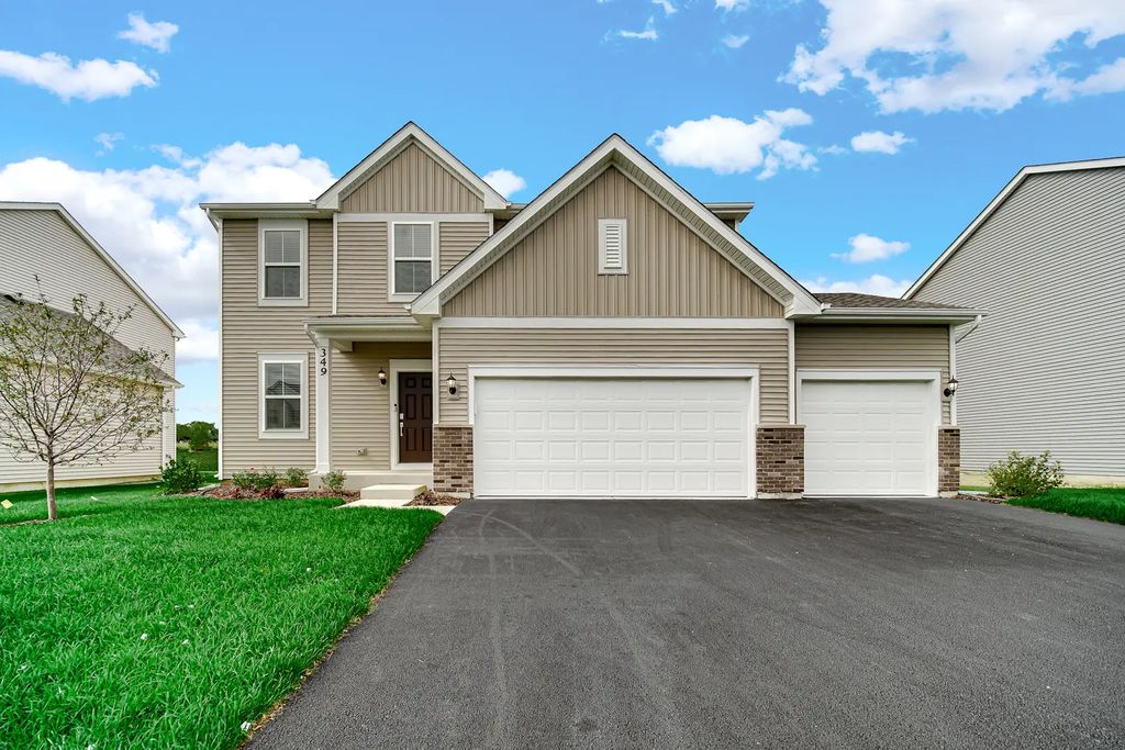 349 Danforth Drive, Oswego