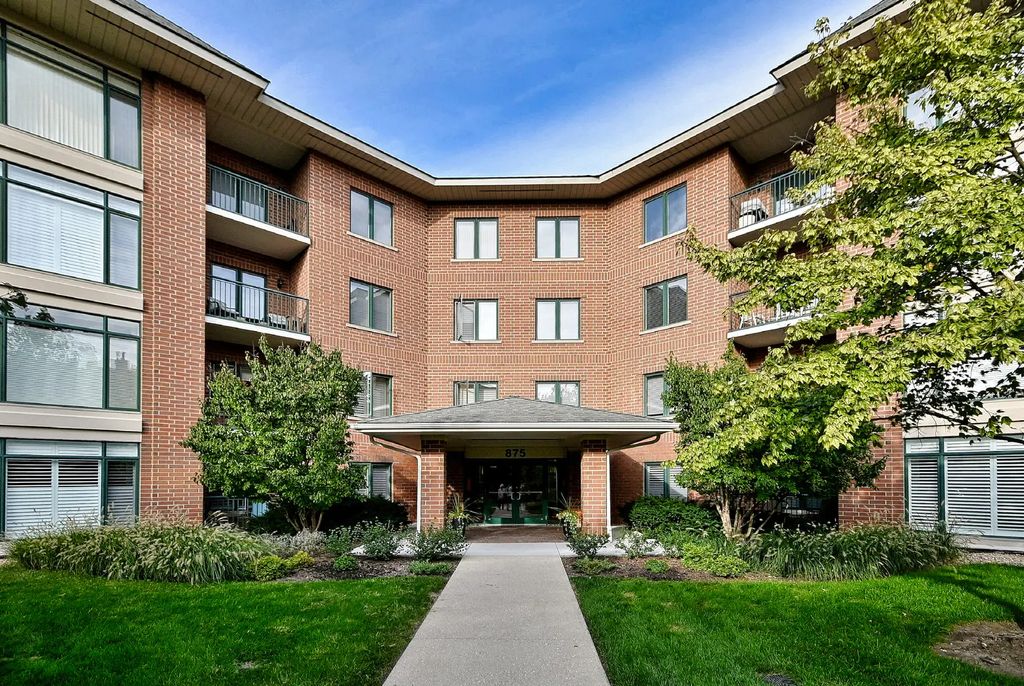 875 E 22nd Street 104, Lombard