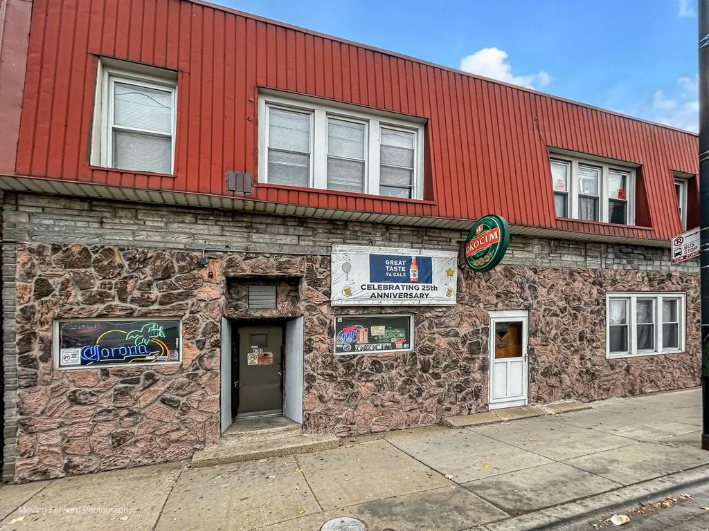 4785 S Archer Avenue, Chicago