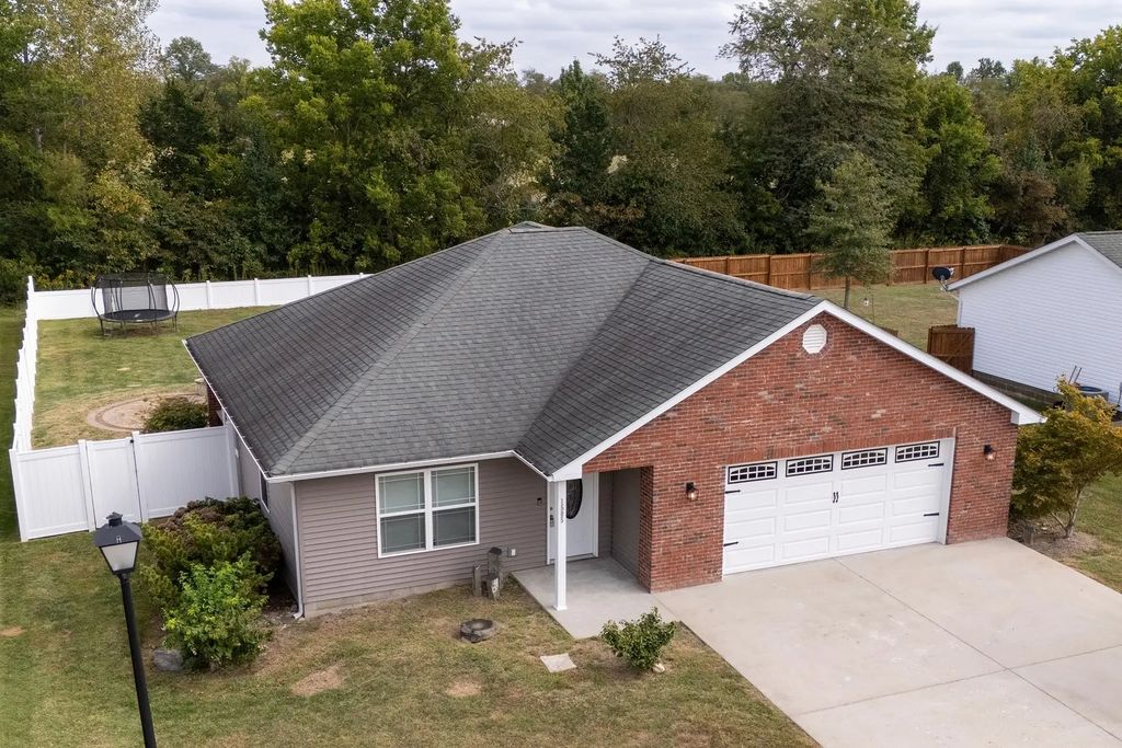 1505 Dew Drop Drive, Marion