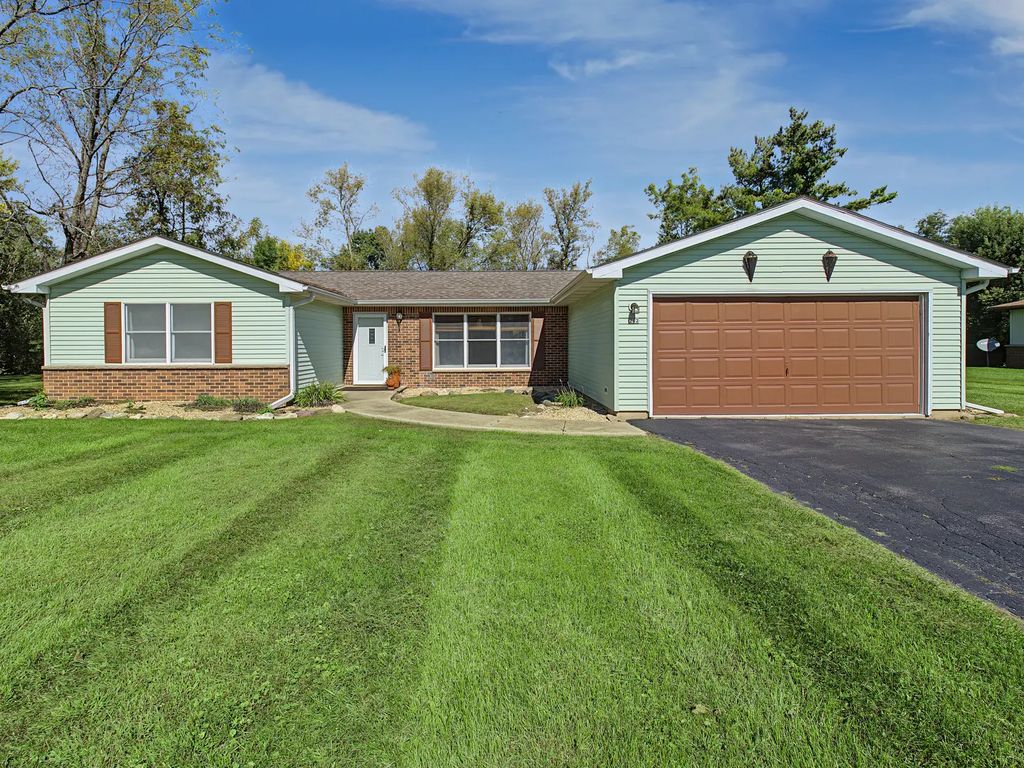 262 Brookside Drive, Paw Paw