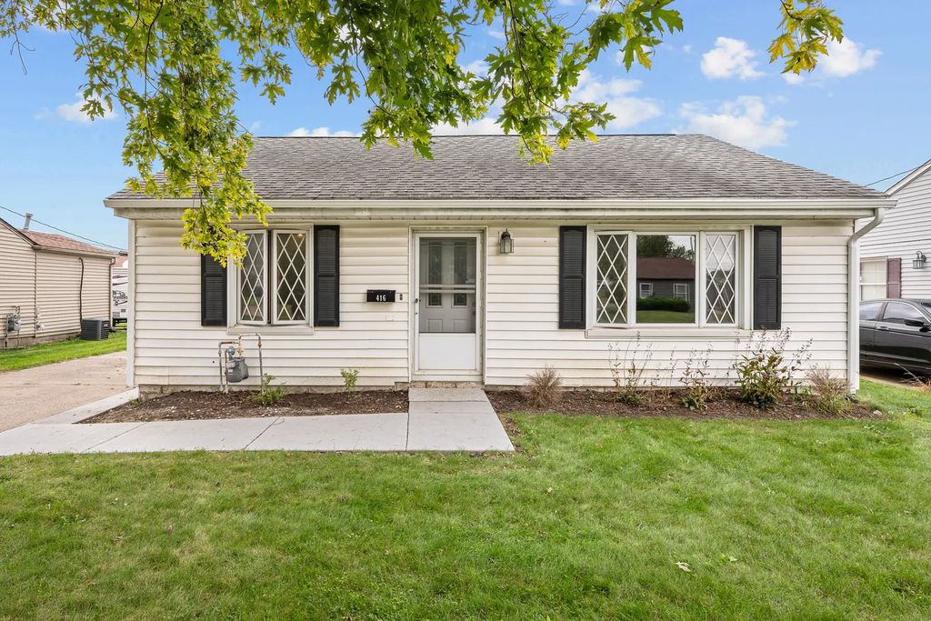 416 4th Street E, Milan