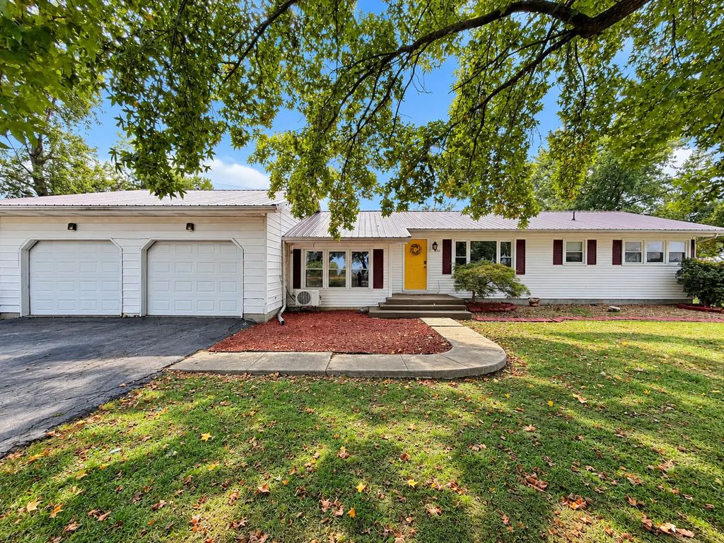 205 W Hoffman Street, Irvington