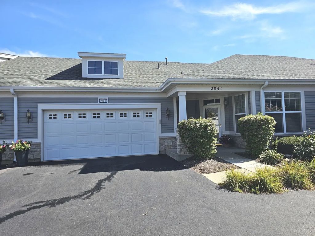2841 Normandy Circle, Naperville