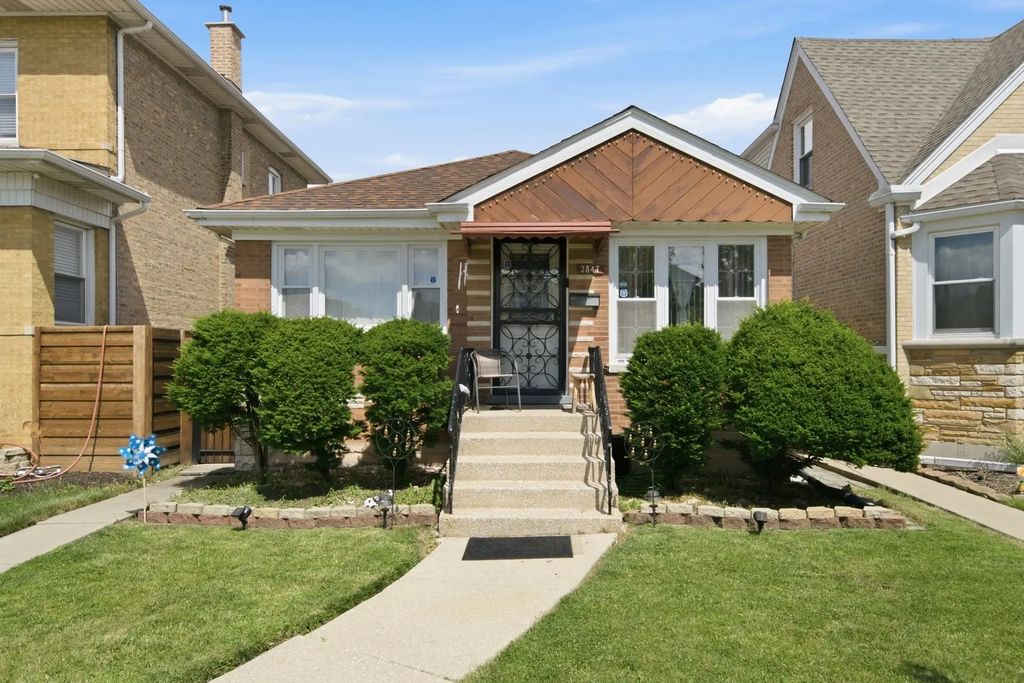 2847 N Moody Avenue, Chicago