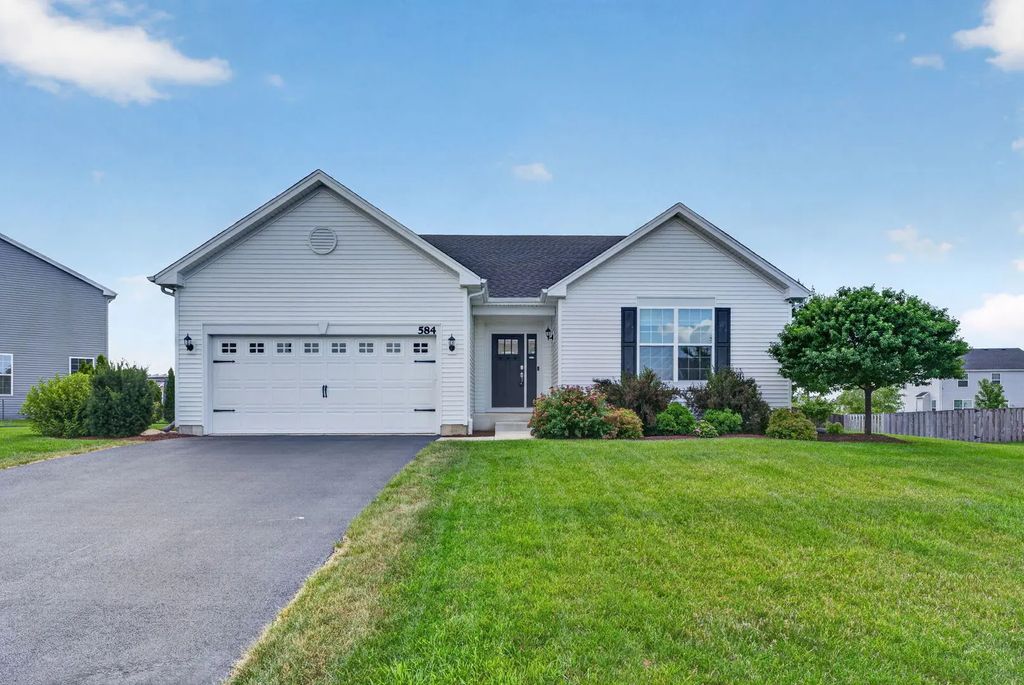 584 Manchester Lane, Yorkville
