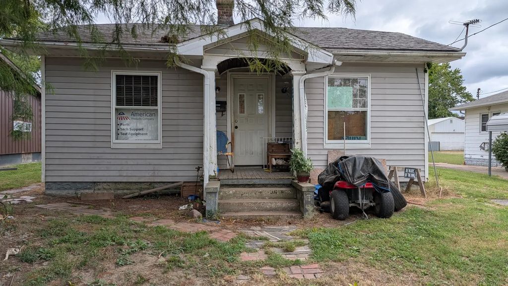 1923 Minton Street, Murphysboro