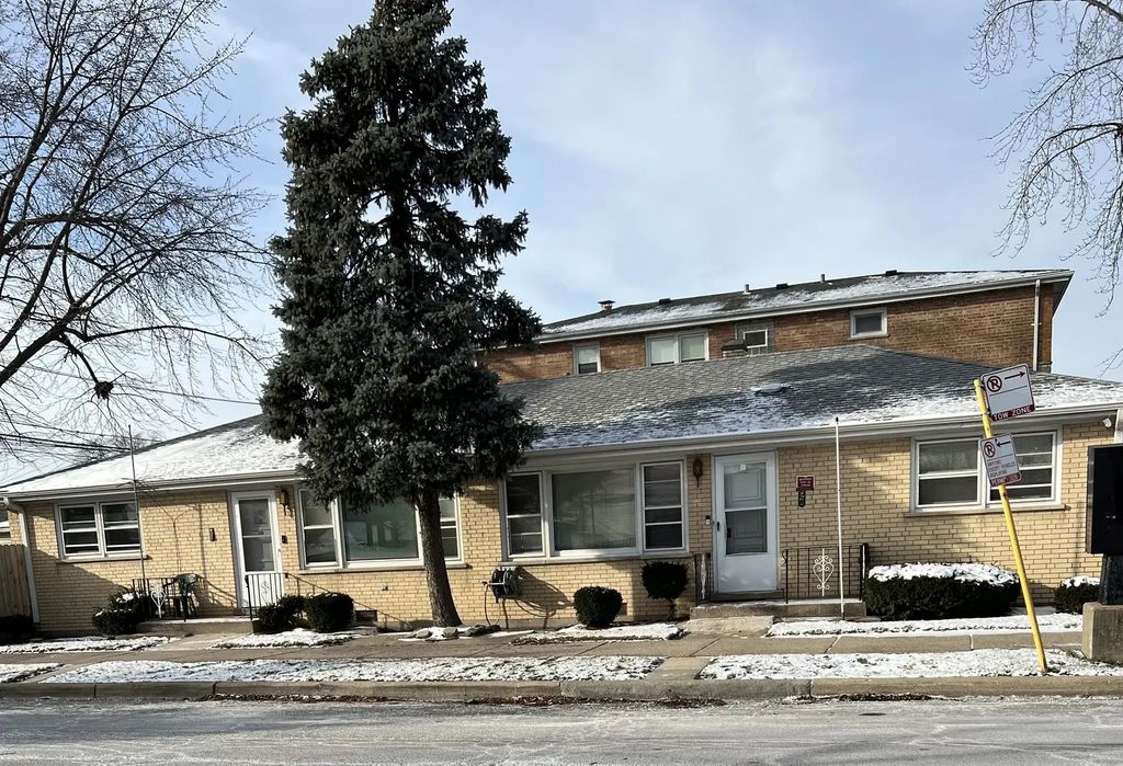 3701 W 79th Street, Chicago