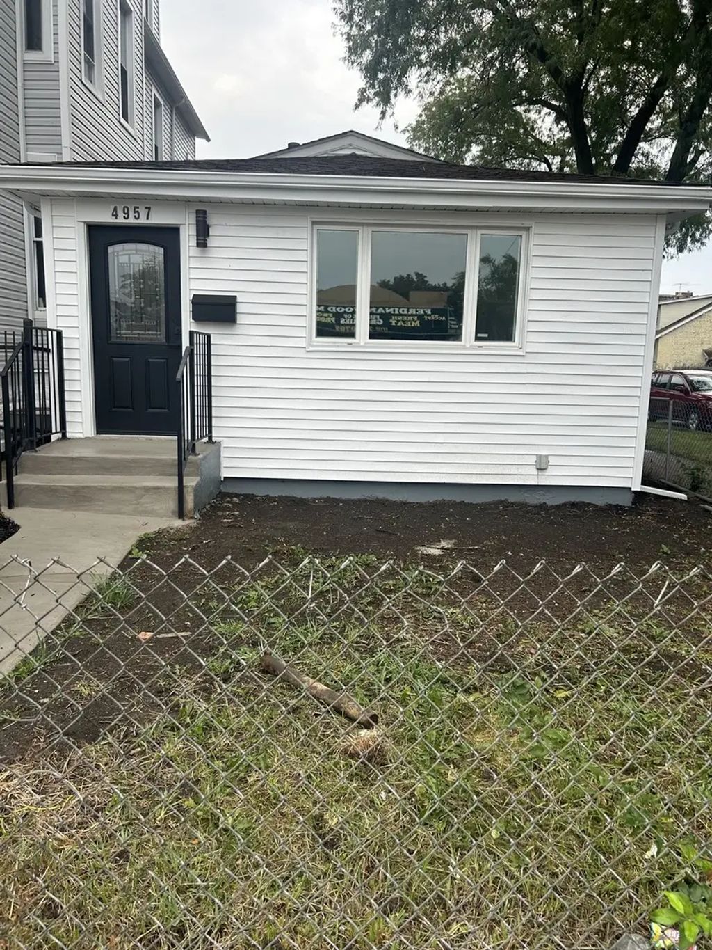 4957 W Ferdinand Street, Chicago