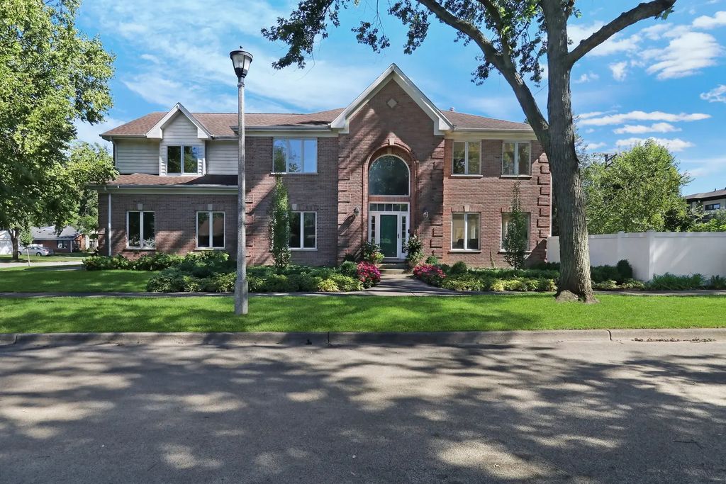 5153 Farwell Avenue, Skokie