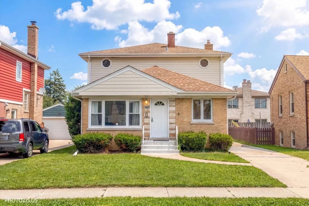 7408 W Argyle Street, Harwood Heights
