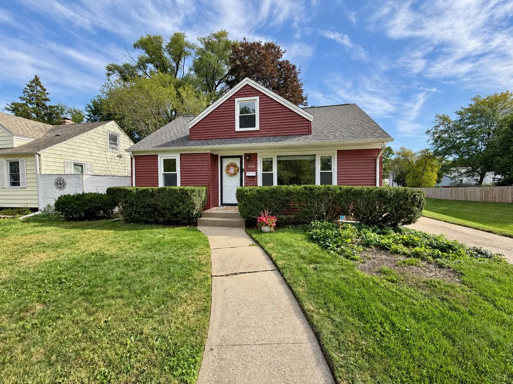 1818 Nebraska Road, Rockford