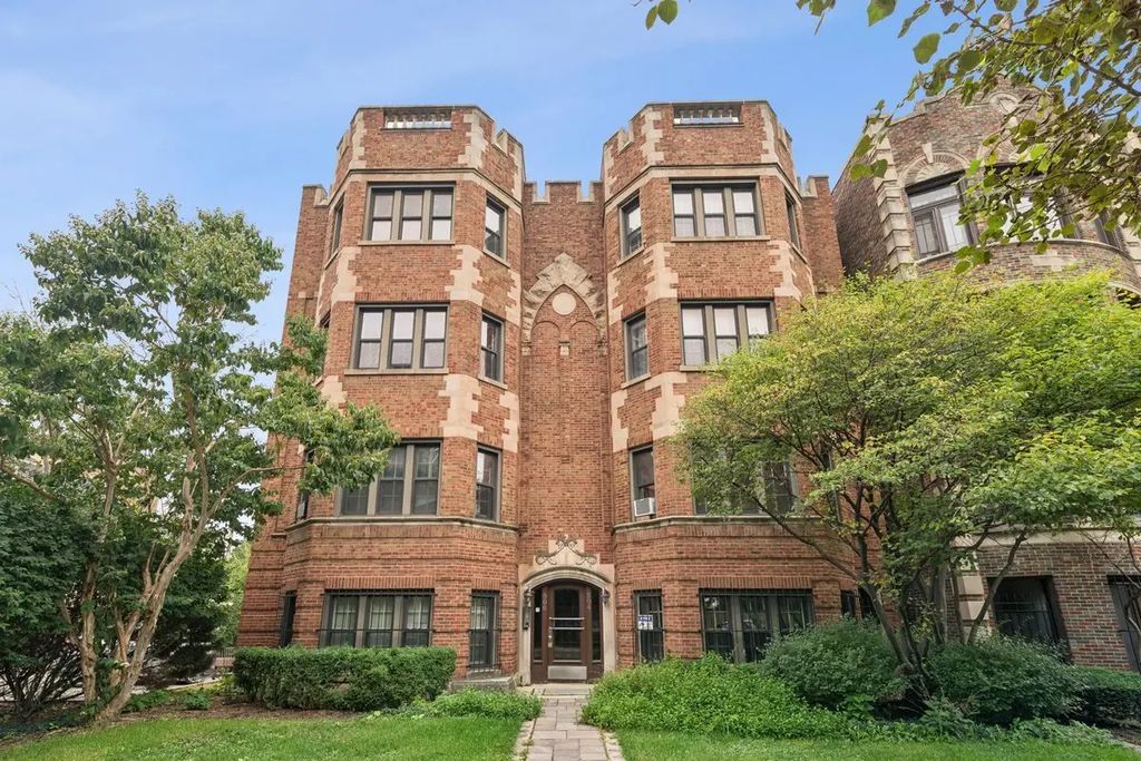 504 S Austin Boulevard 1, Oak Park