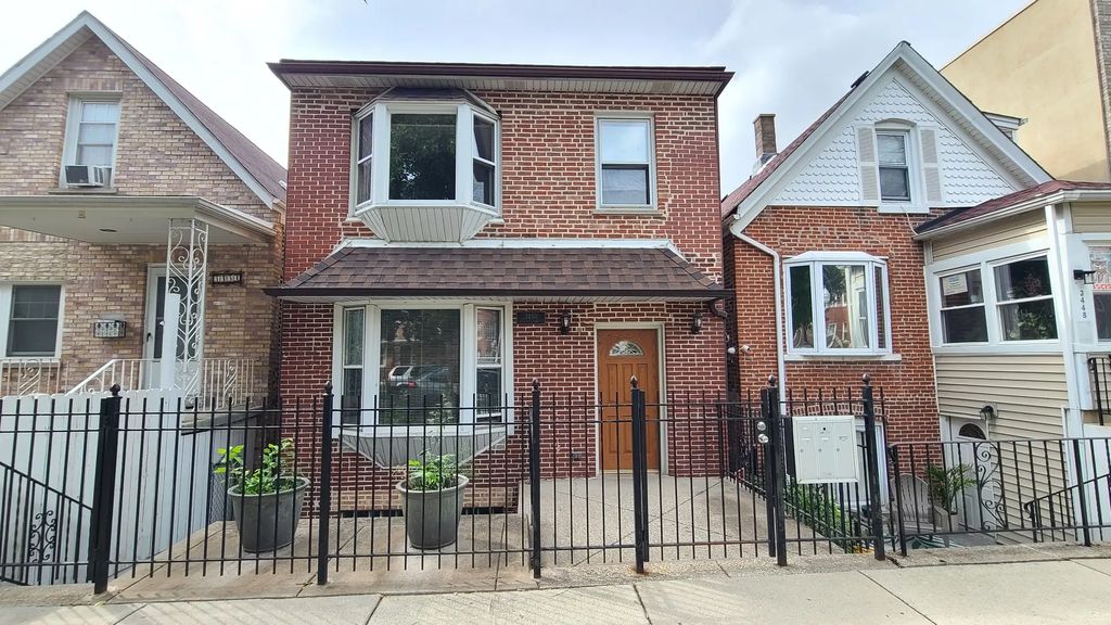 3450 S Leavitt Street, Chicago