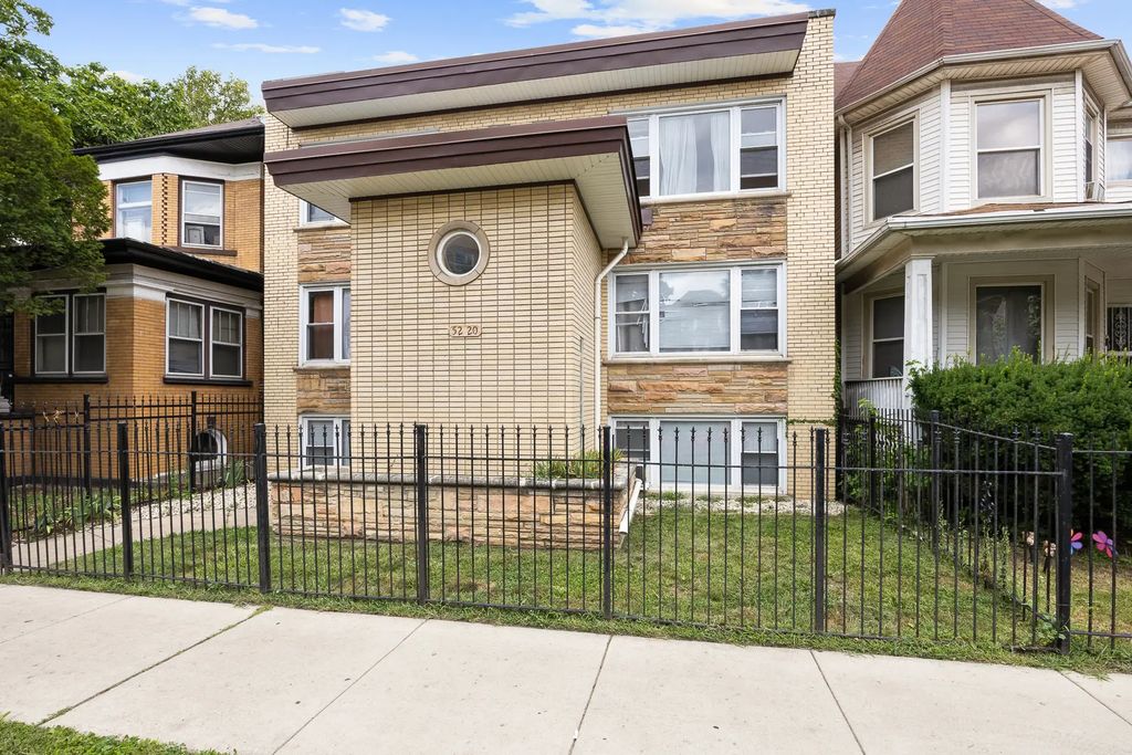 5220 W Washington Boulevard, Chicago