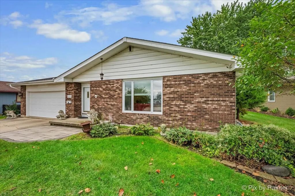 125 W Middle Street, South Elgin