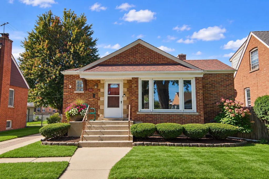 9932 S Homan Avenue, Evergreen Park