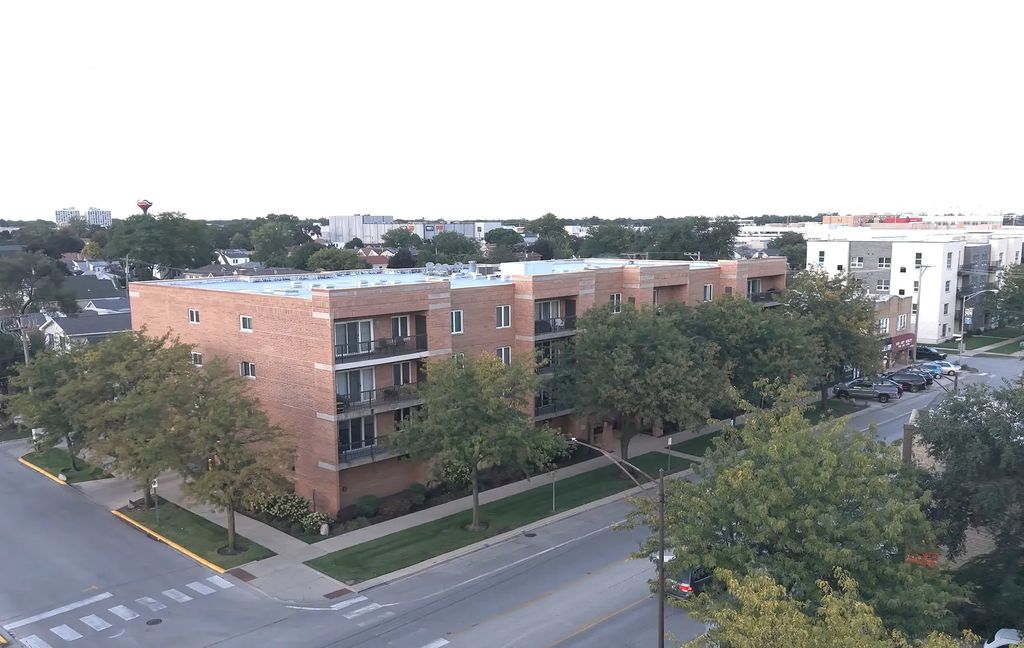 7414 W Irving Park Road 202, Norridge