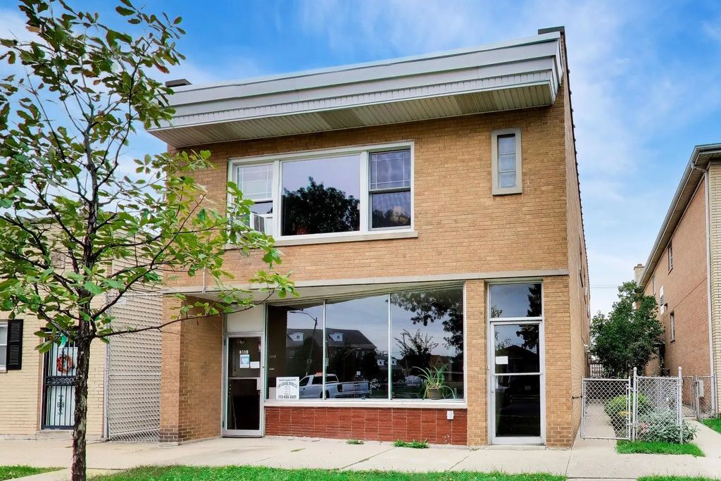 8110 W Addison Street, Chicago