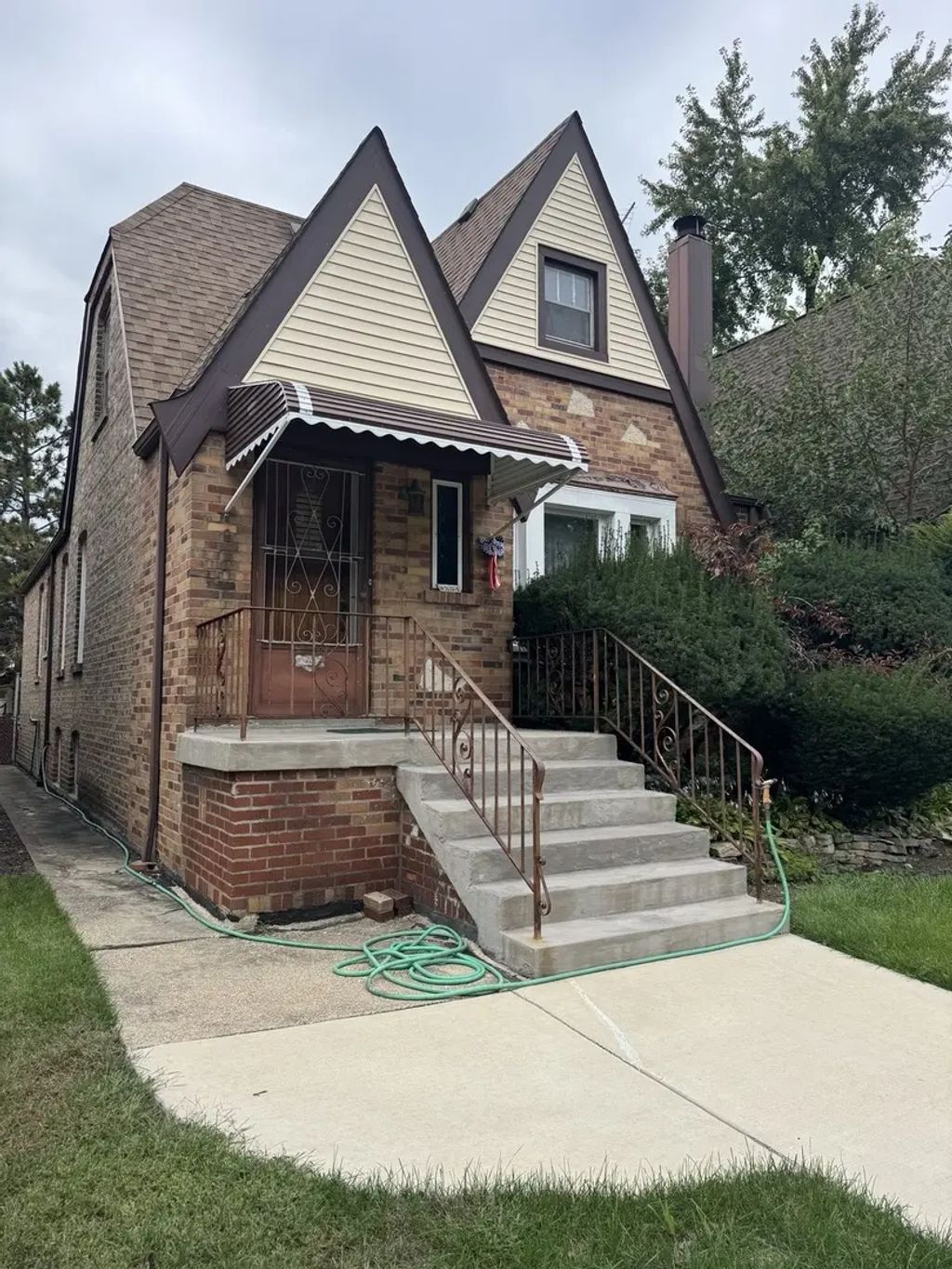 3254 N Oak Park Avenue, Chicago
